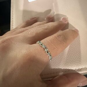 Pandora Silver Scalloped Sparkle Band Ring